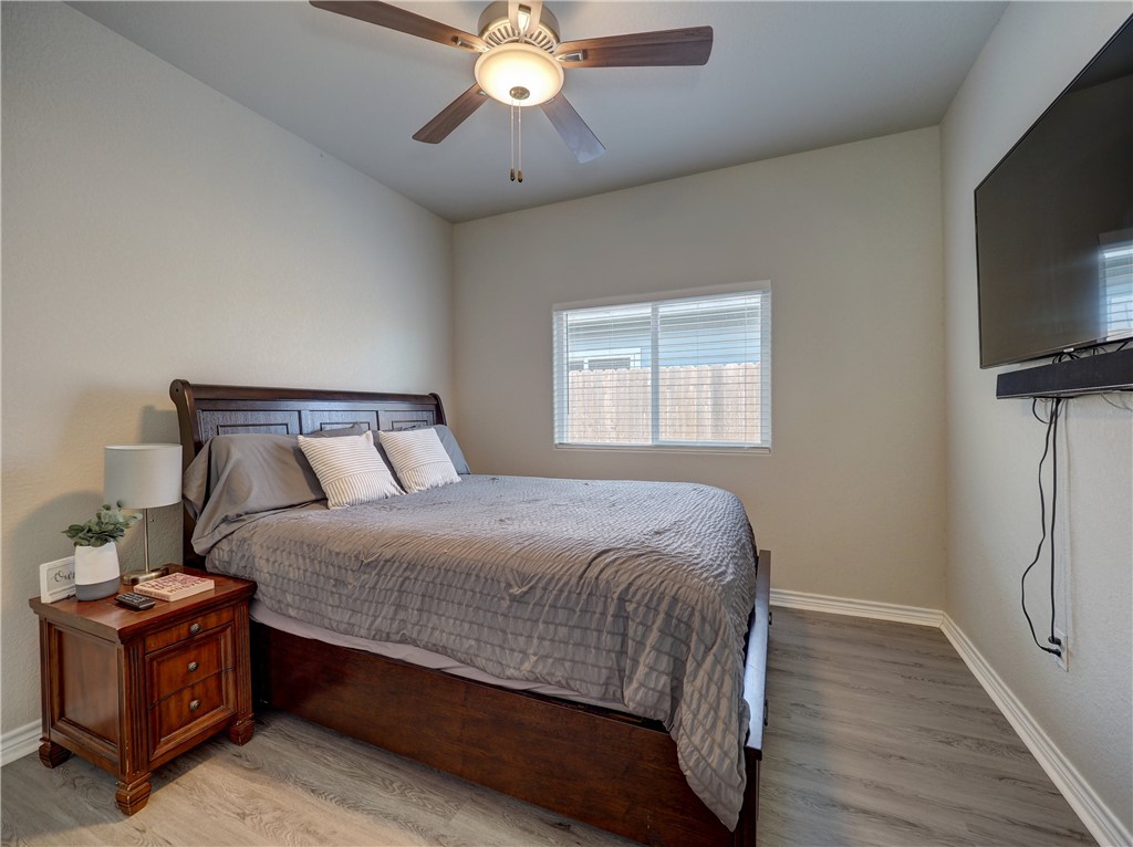 1725 Dr Ben Vela Dr