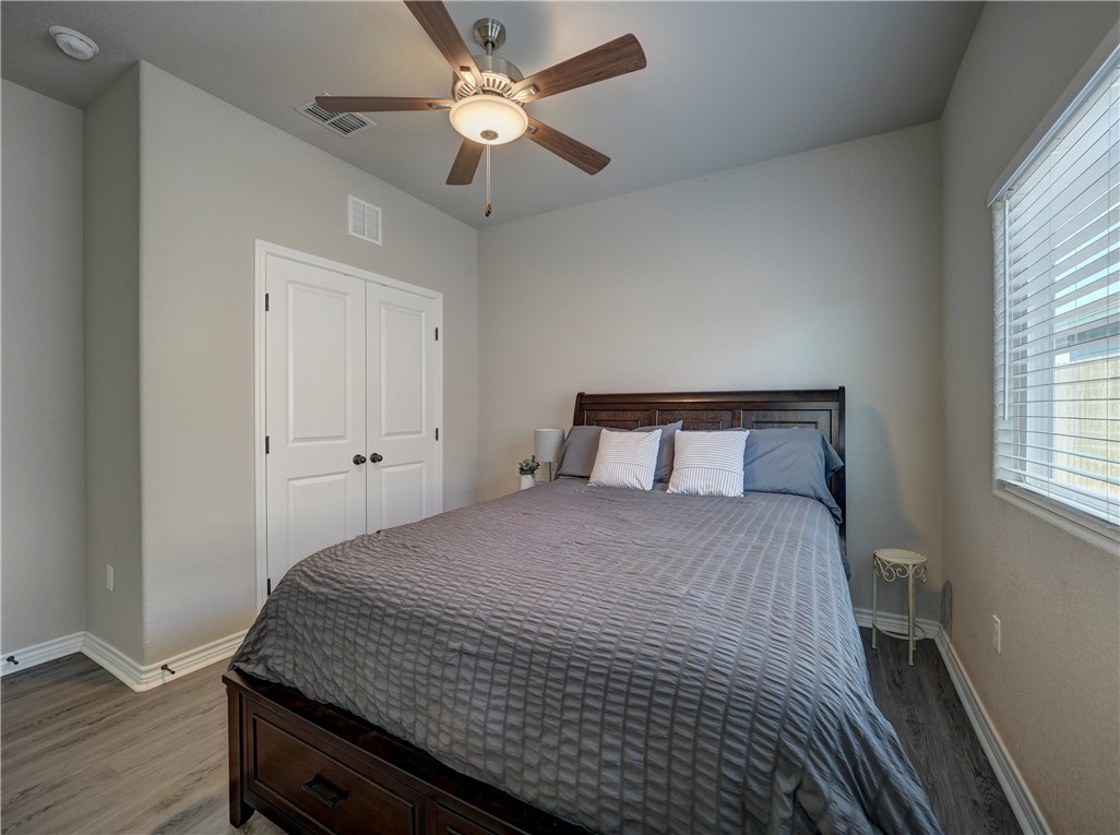 1725 Dr Ben Vela Dr