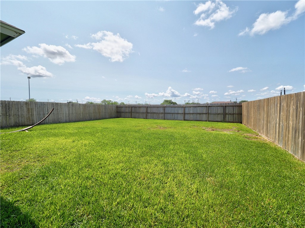 1725 Dr Ben Vela Dr