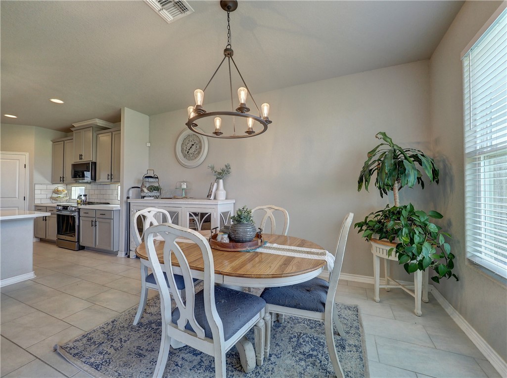 1725 Dr Ben Vela Dr