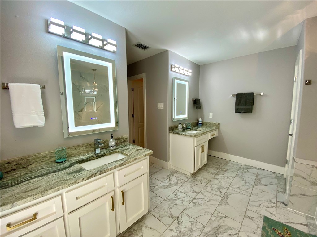 13846 Eaglesnest Bay Dr