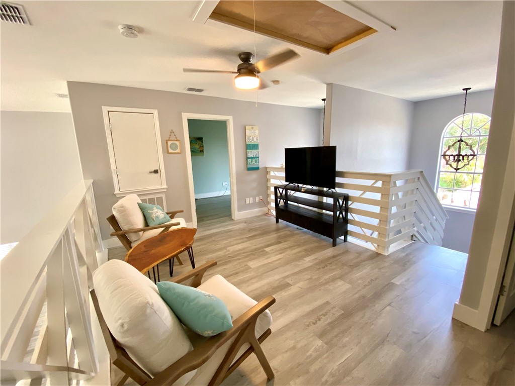 13846 Eaglesnest Bay Dr