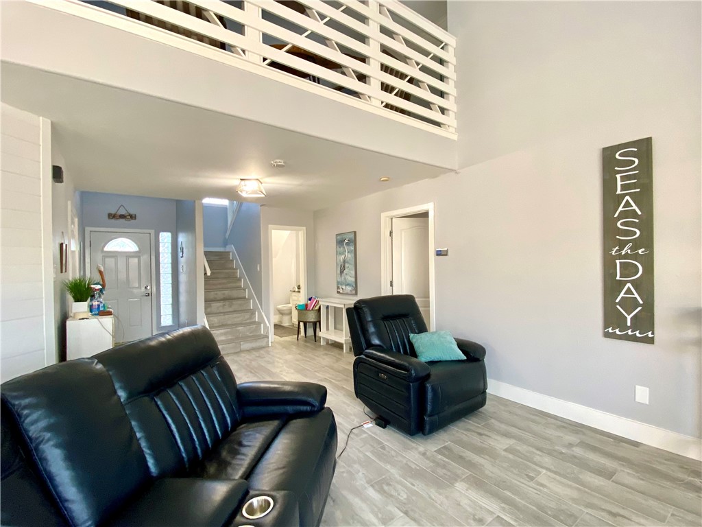 13846 Eaglesnest Bay Dr
