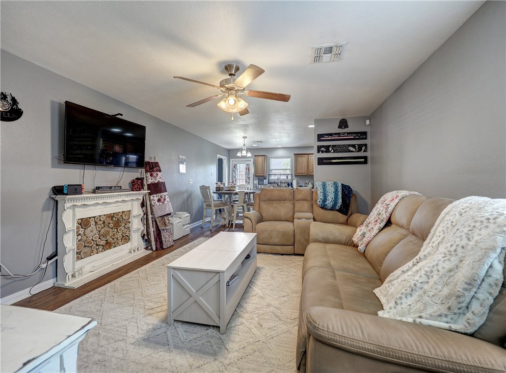 1726 Barlow