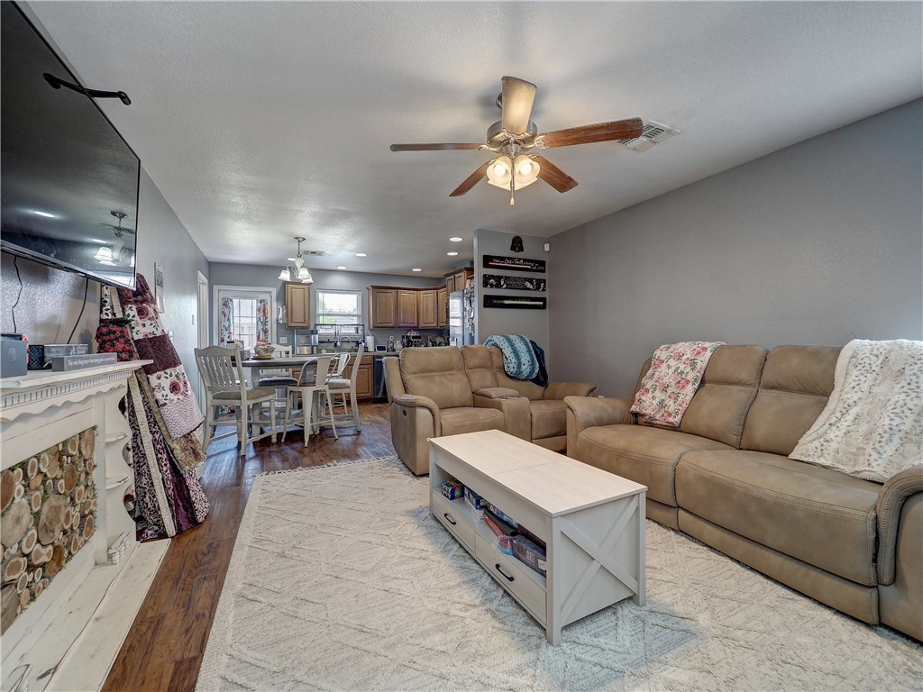 1726 Barlow