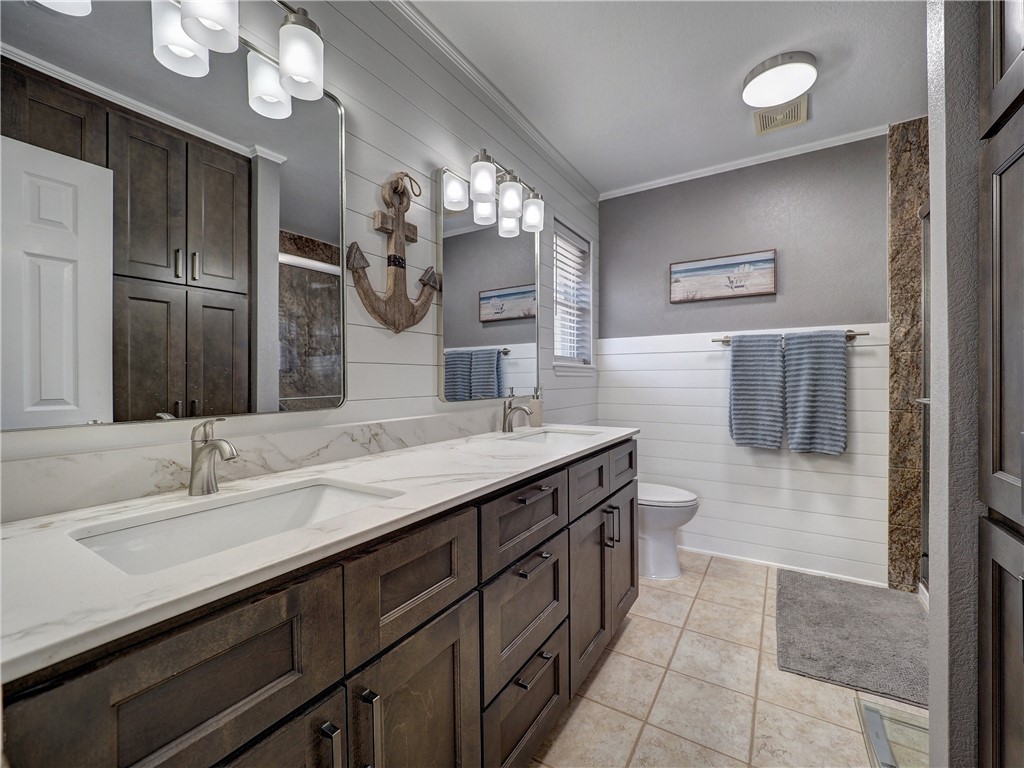 14841 Quarterdeck Dr