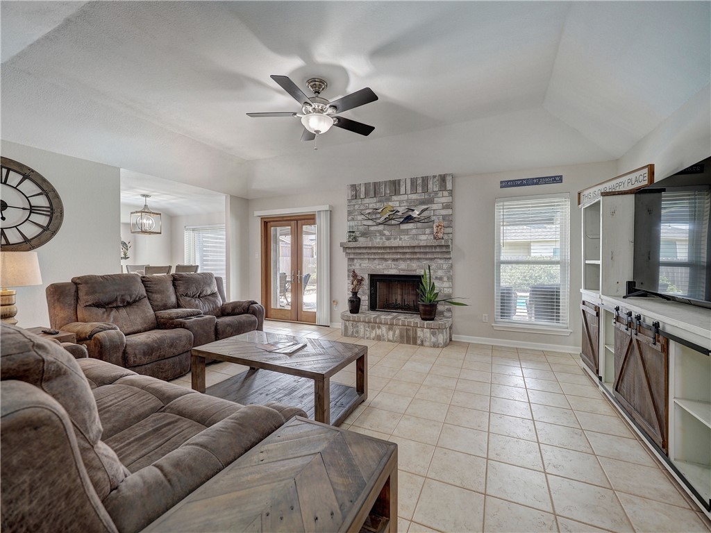 14841 Quarterdeck Dr