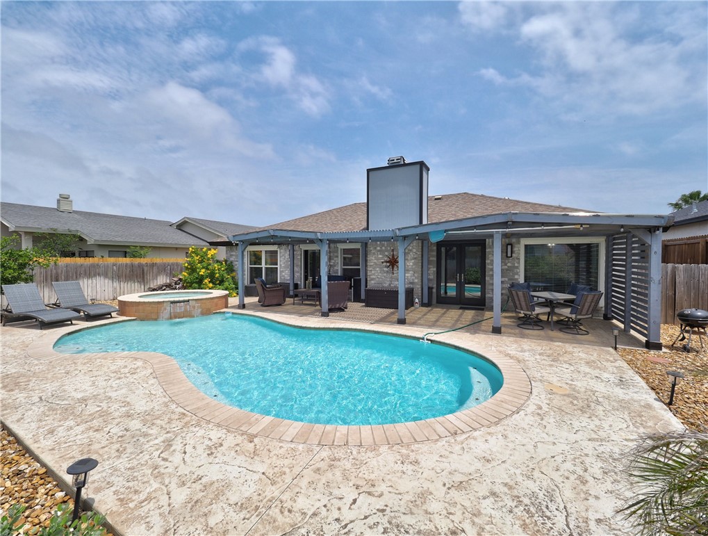 14841 Quarterdeck Dr