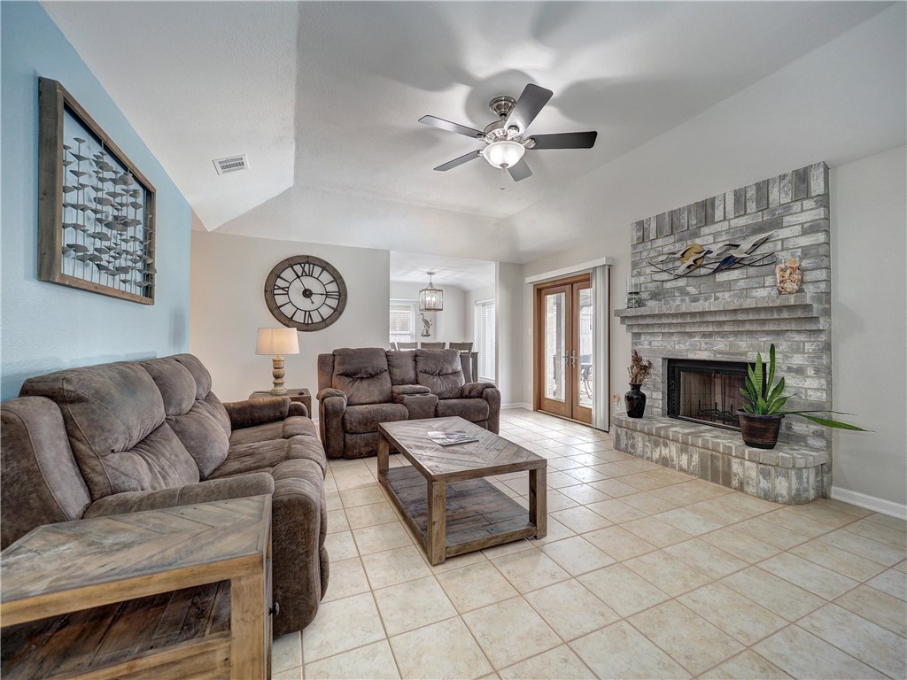 14841 Quarterdeck Dr