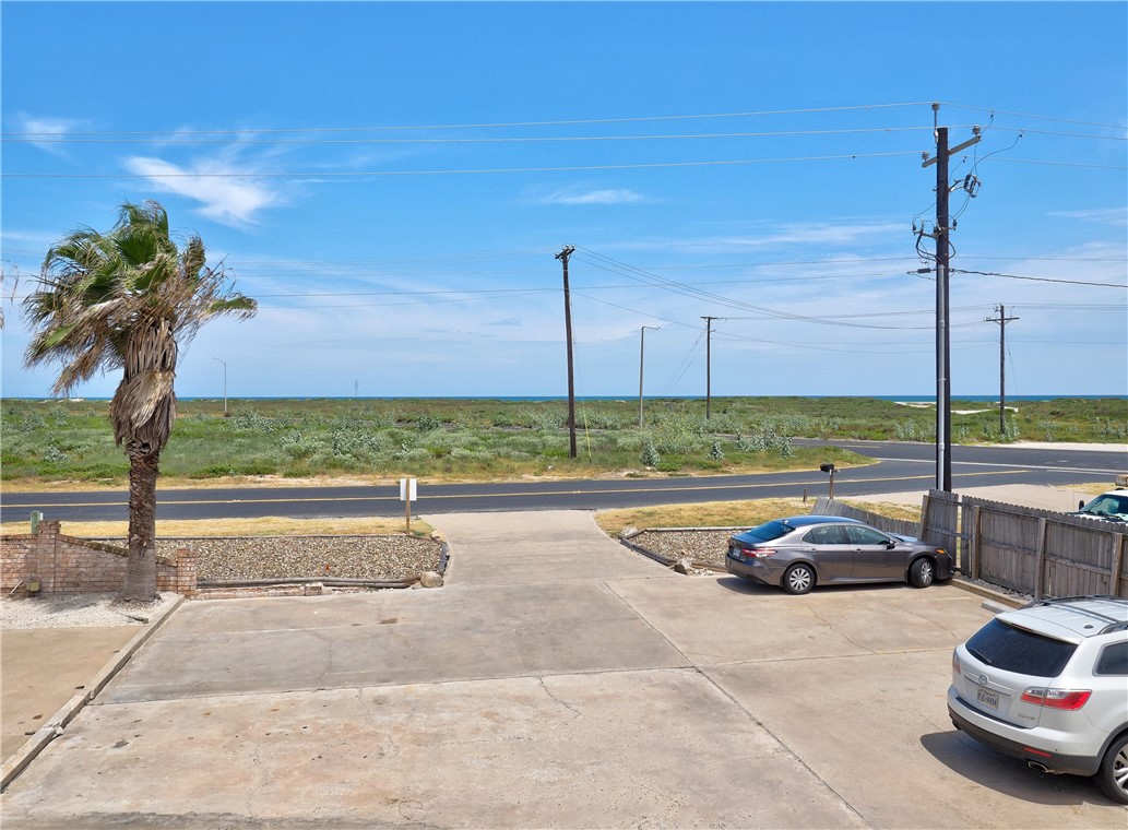 15225 Leeward Dr 8-A