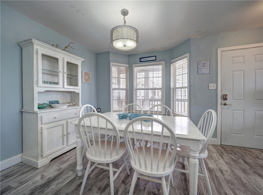 15225 Leeward Dr 8-A
