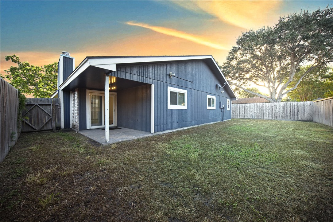 7457 Convair Dr