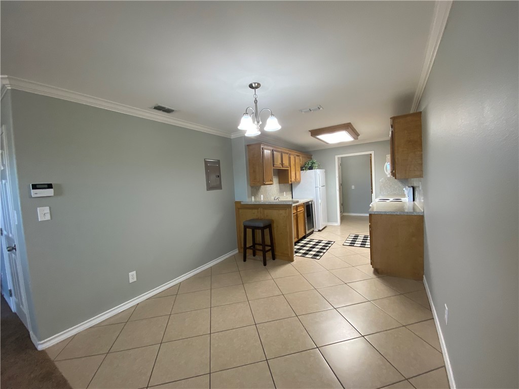5237 Williams Dr 2