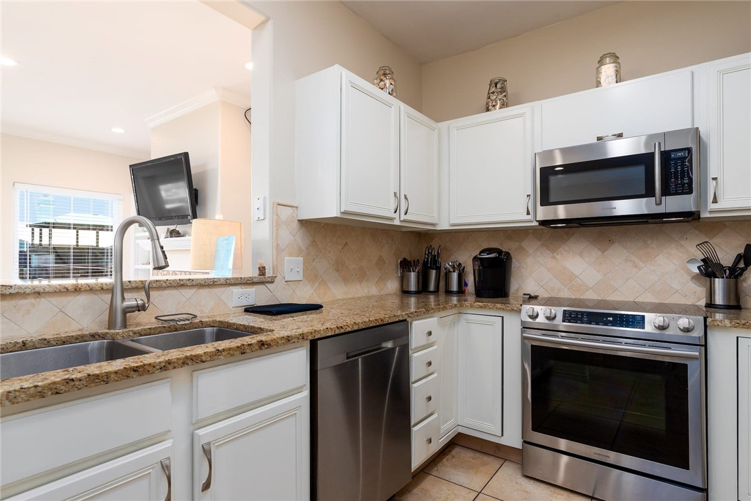 15306 Bonasse Ct 201
