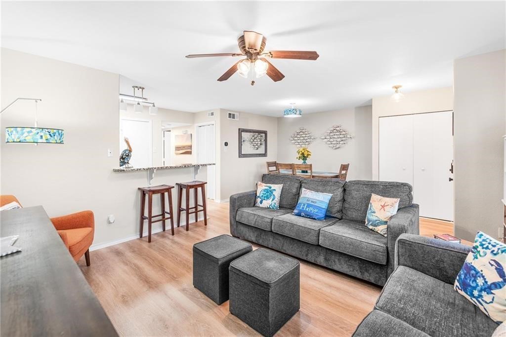 15002 Leeward Dr 5202