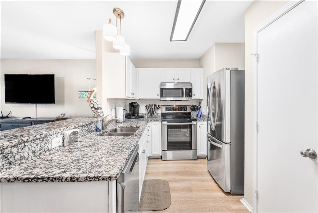 15002 Leeward Dr 5202