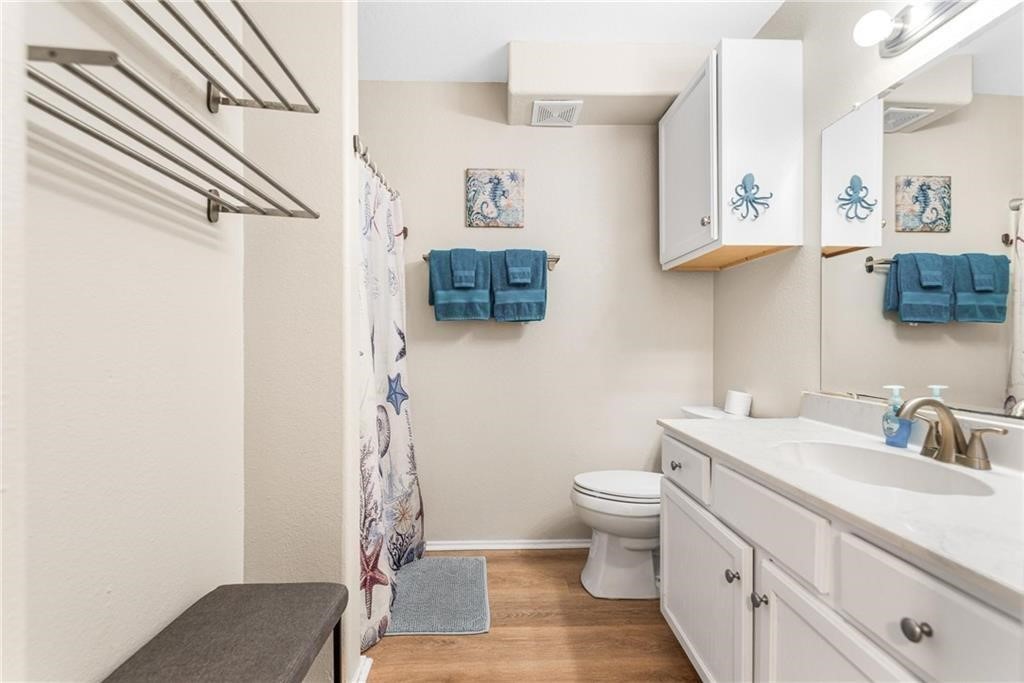 15002 Leeward Dr 5202