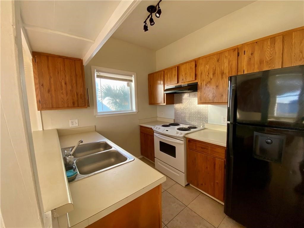 15010 Leeward Dr 607