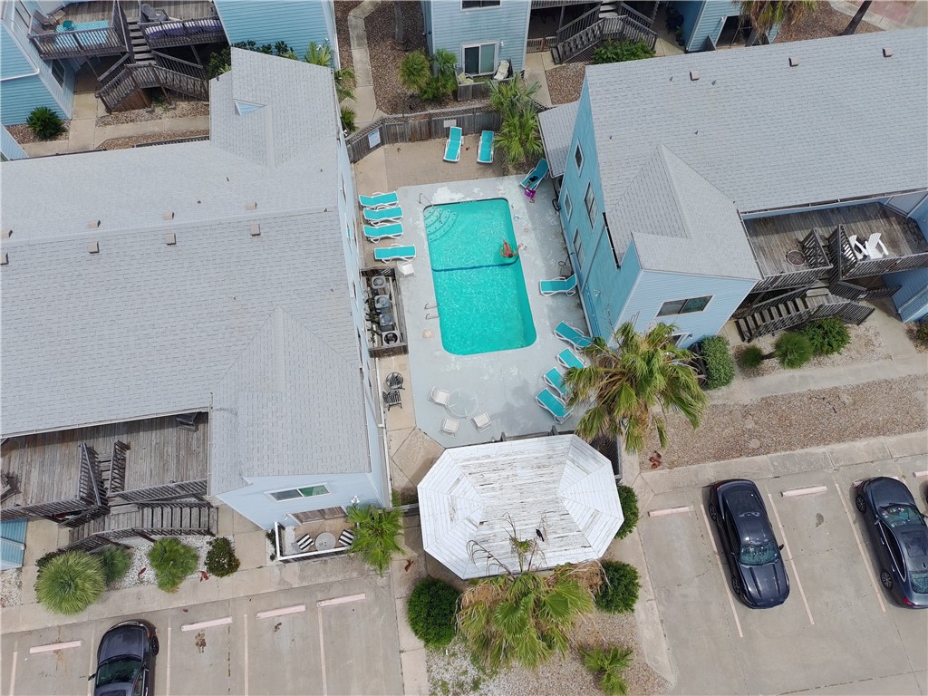 15010 Leeward Dr 607