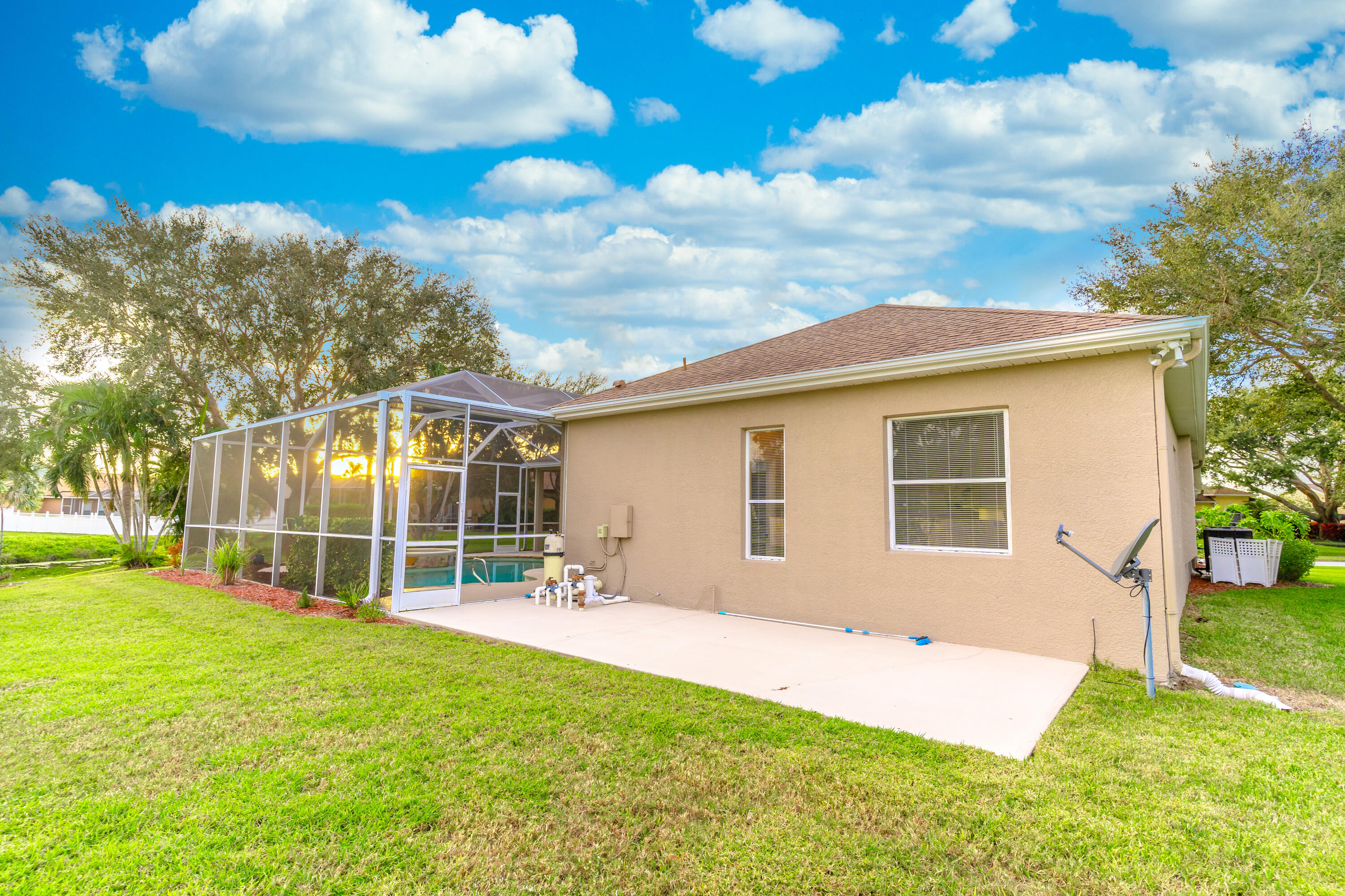 2707 Barrow Drive