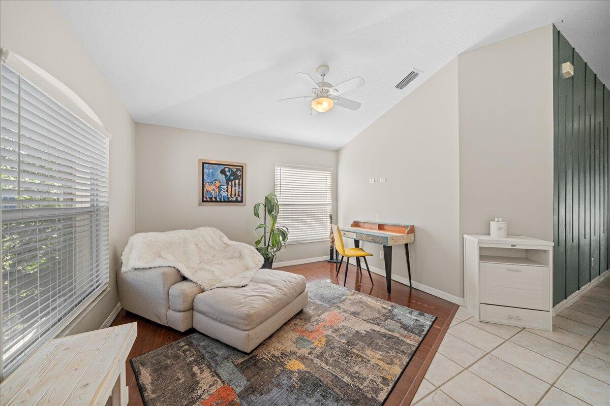 1869 Sun Gazer Drive