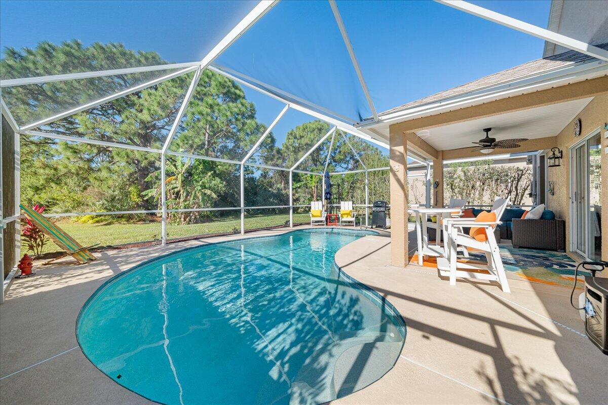 1869 Sun Gazer Drive