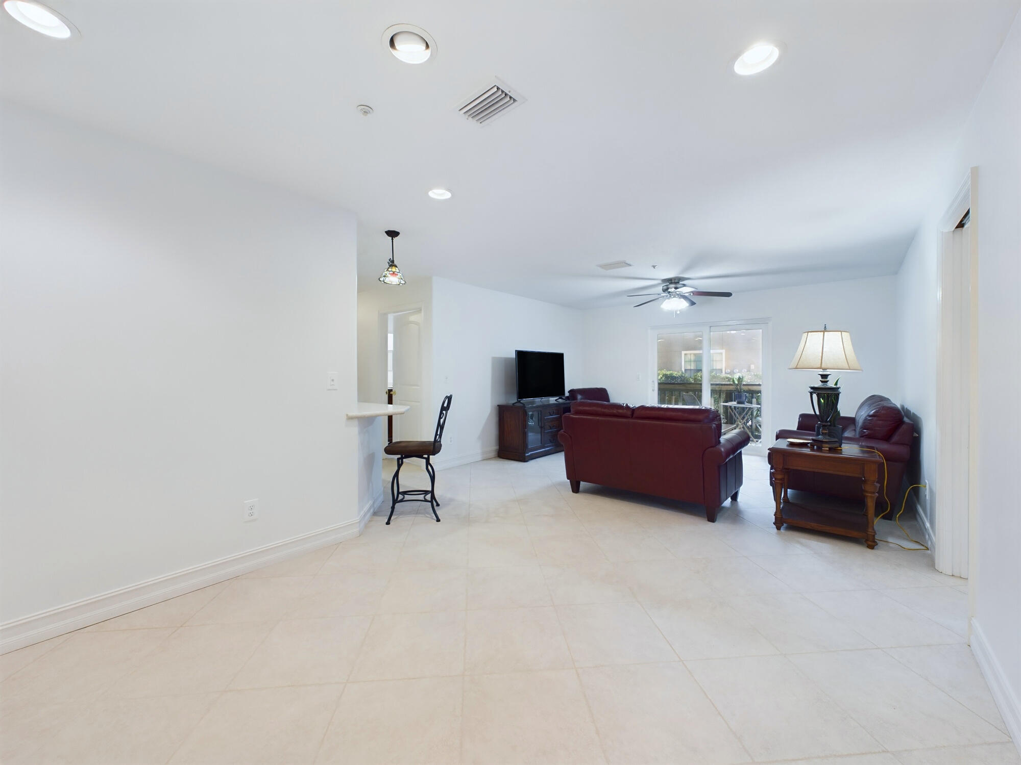 7667 N Wickham Road, 1308