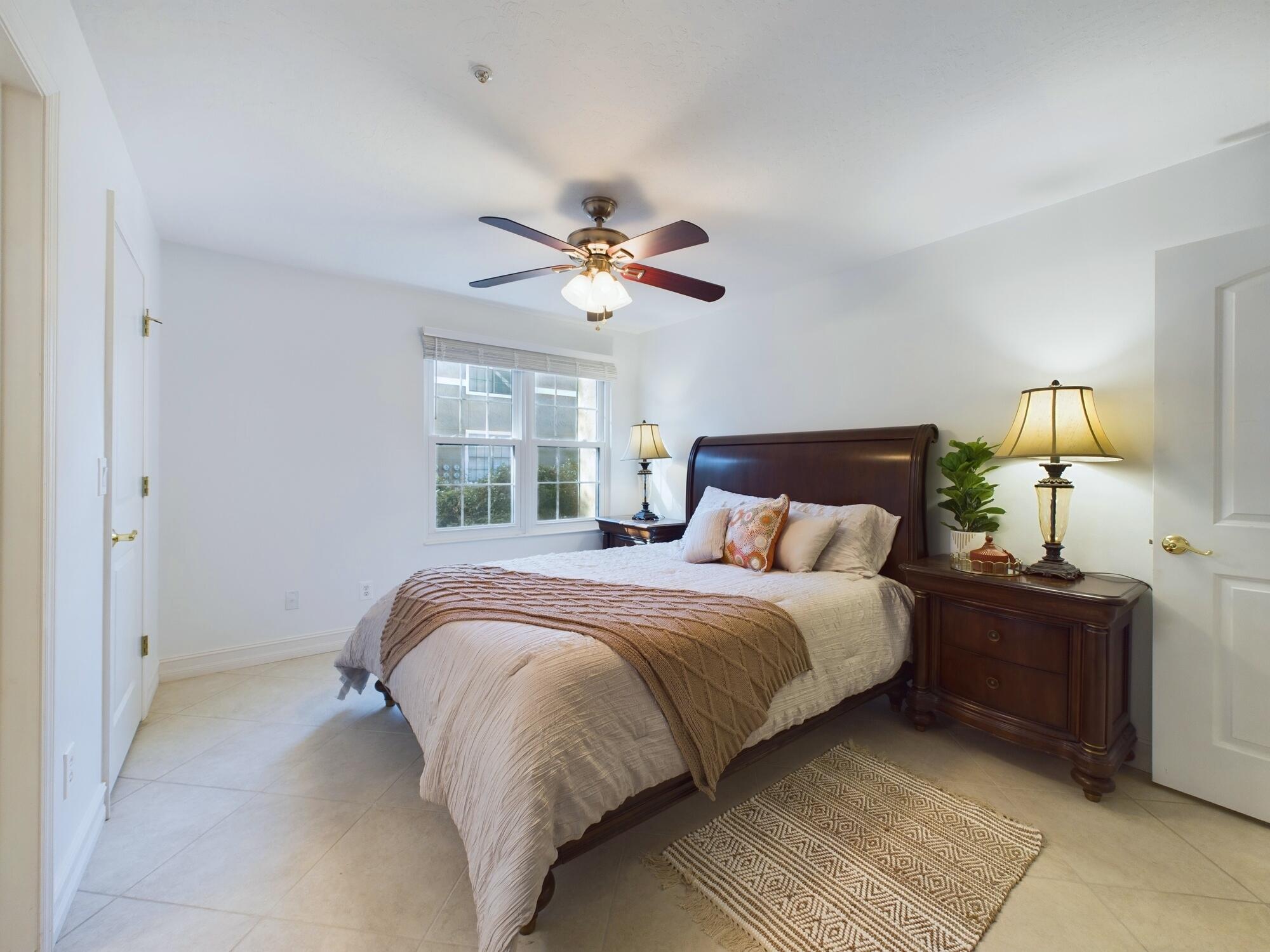 7667 N Wickham Road, 1308