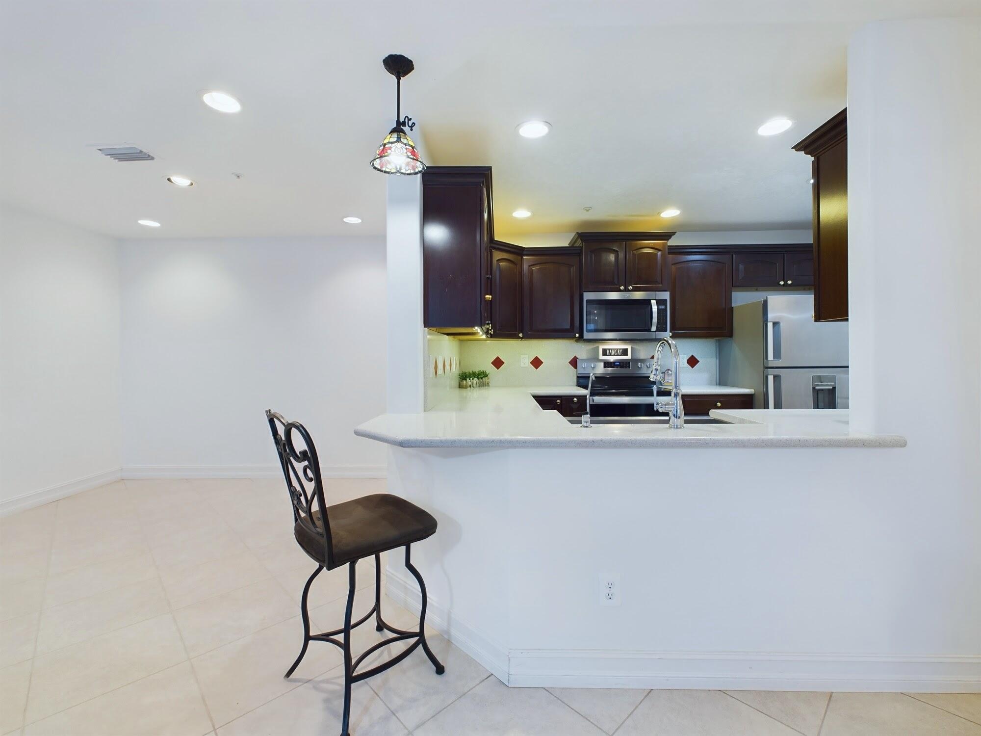 7667 N Wickham Road, 1308
