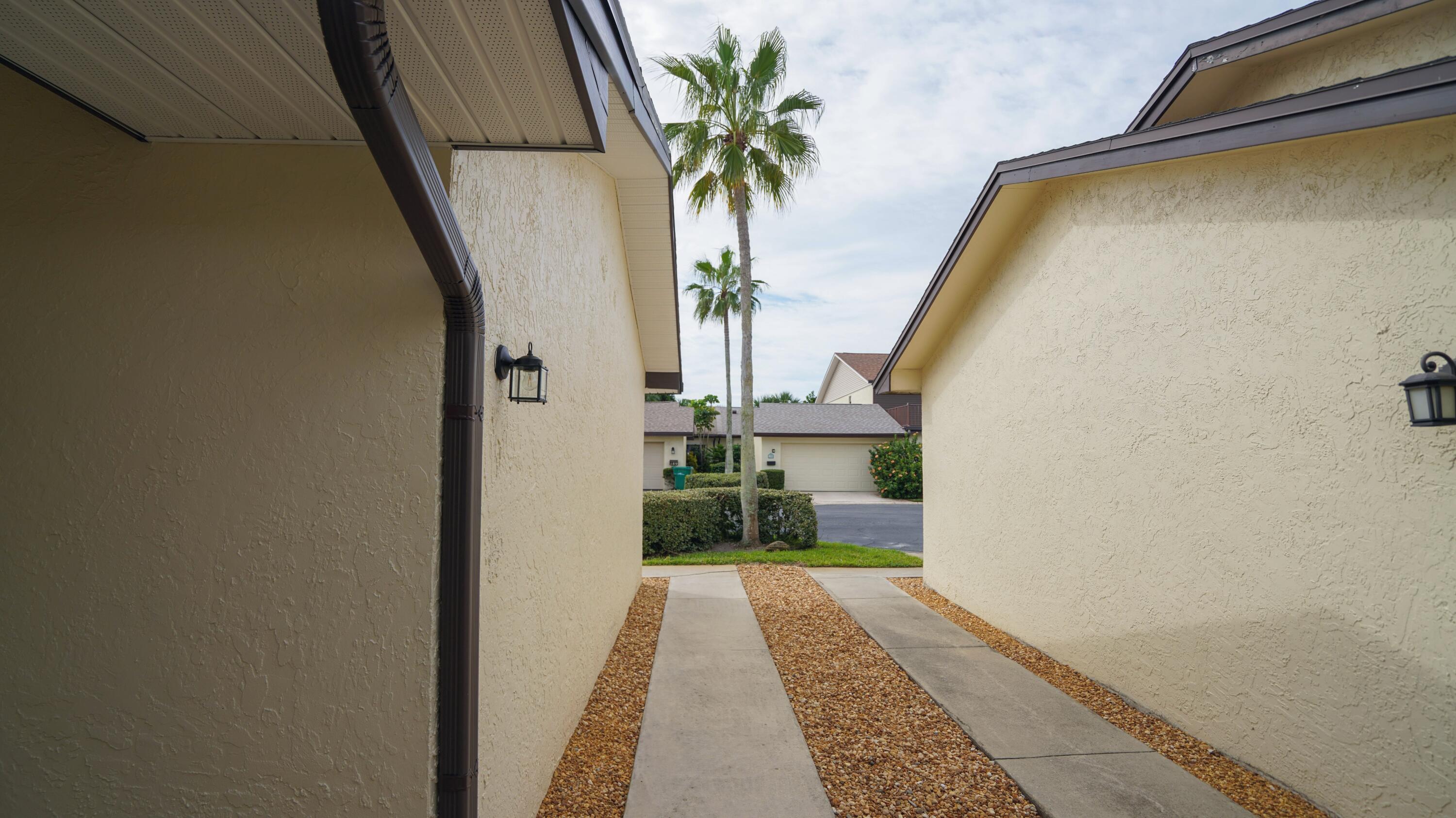 180 Seawind Drive 8