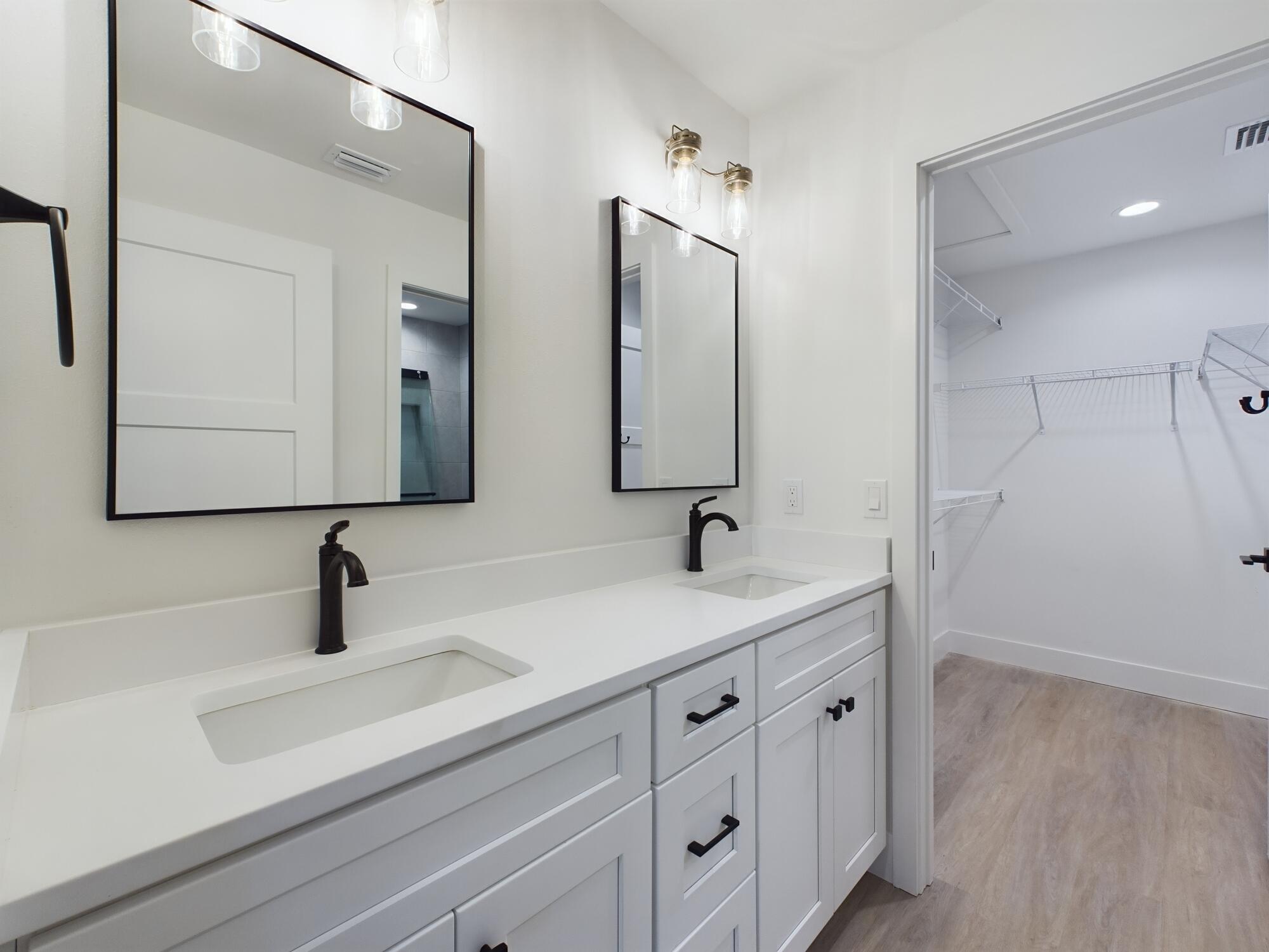 180 Seawind Drive 8