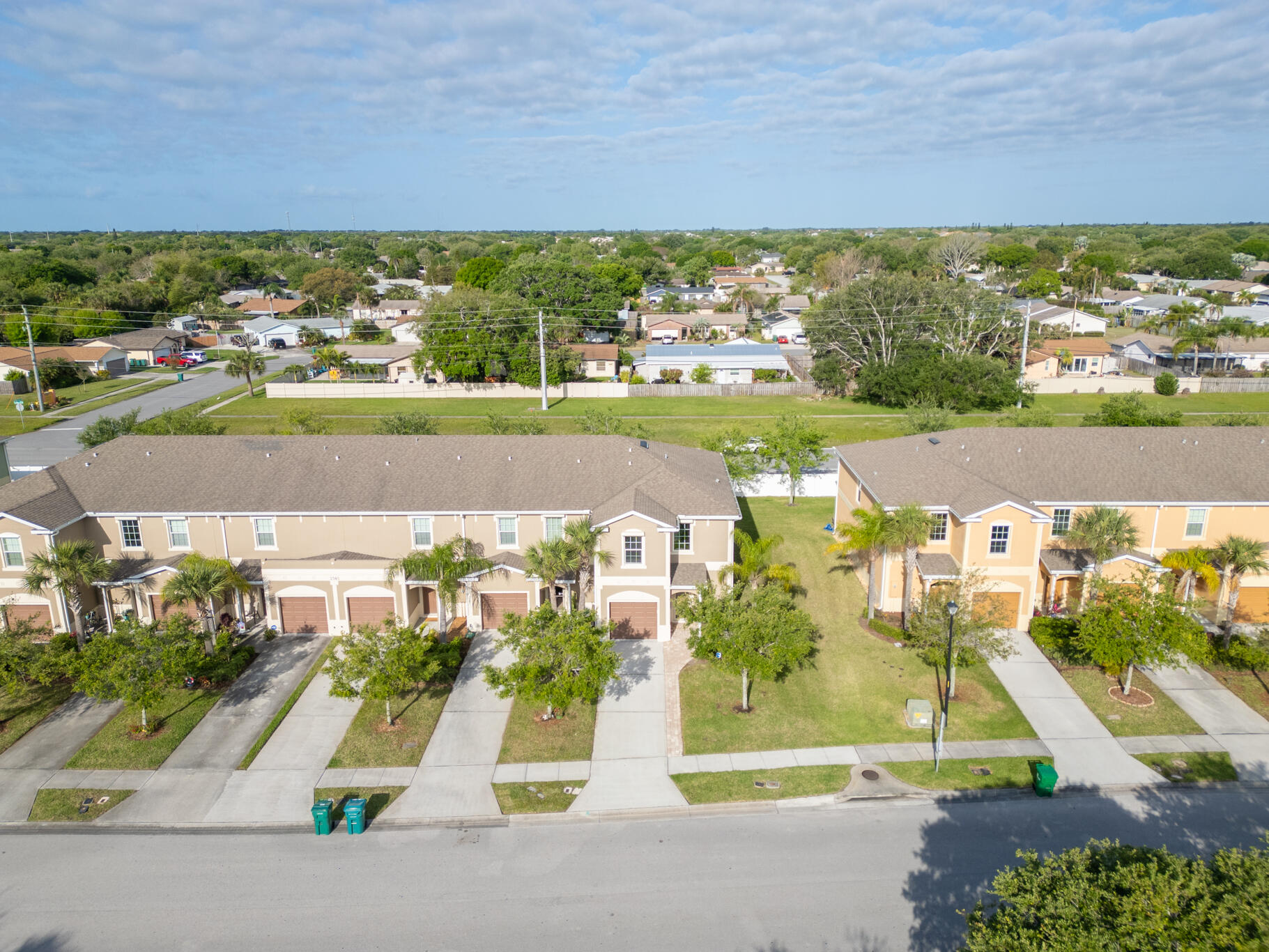 2565 Revolution Street, 106