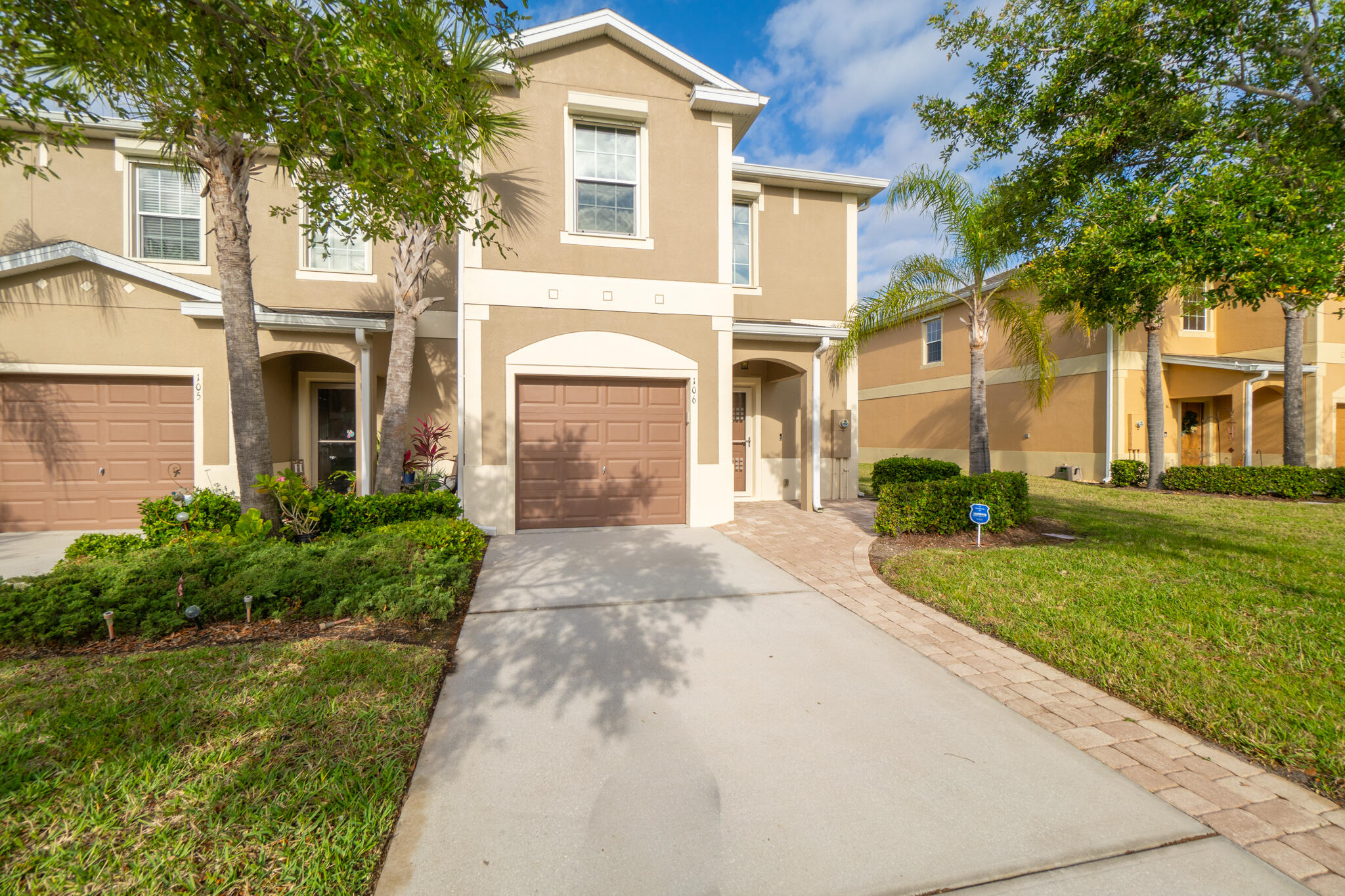 2565 Revolution Street, 106