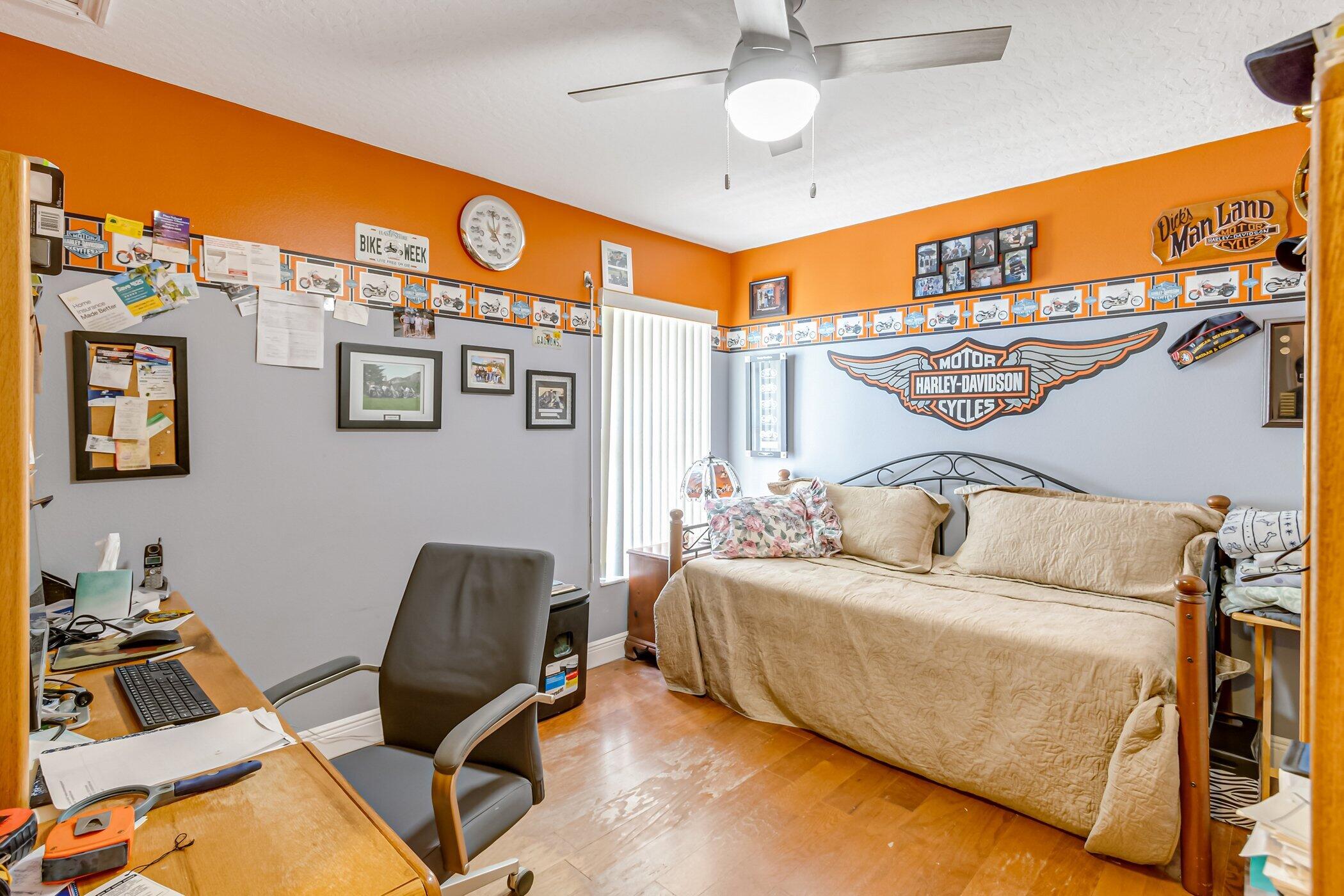 1806 Barrington Circle