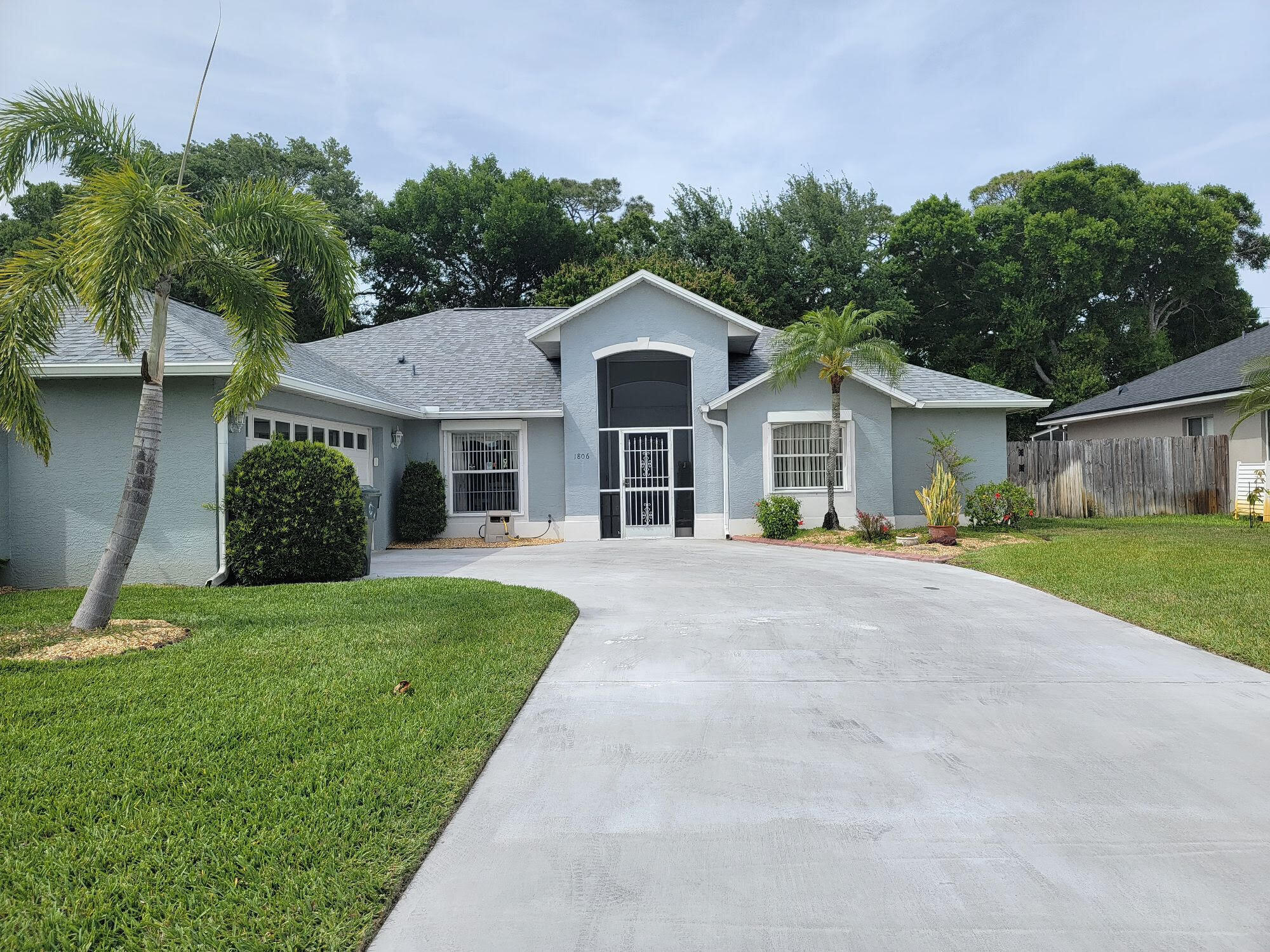 1806 Barrington Circle