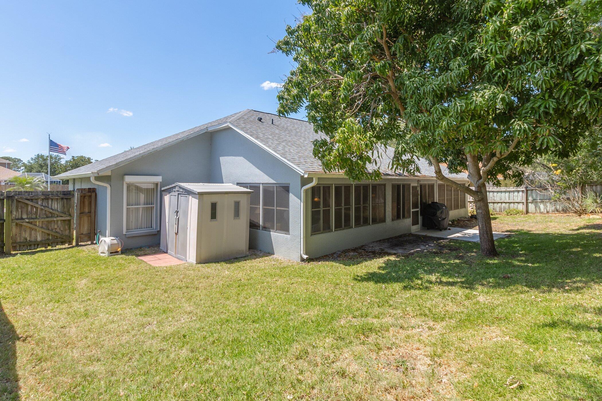 1806 Barrington Circle