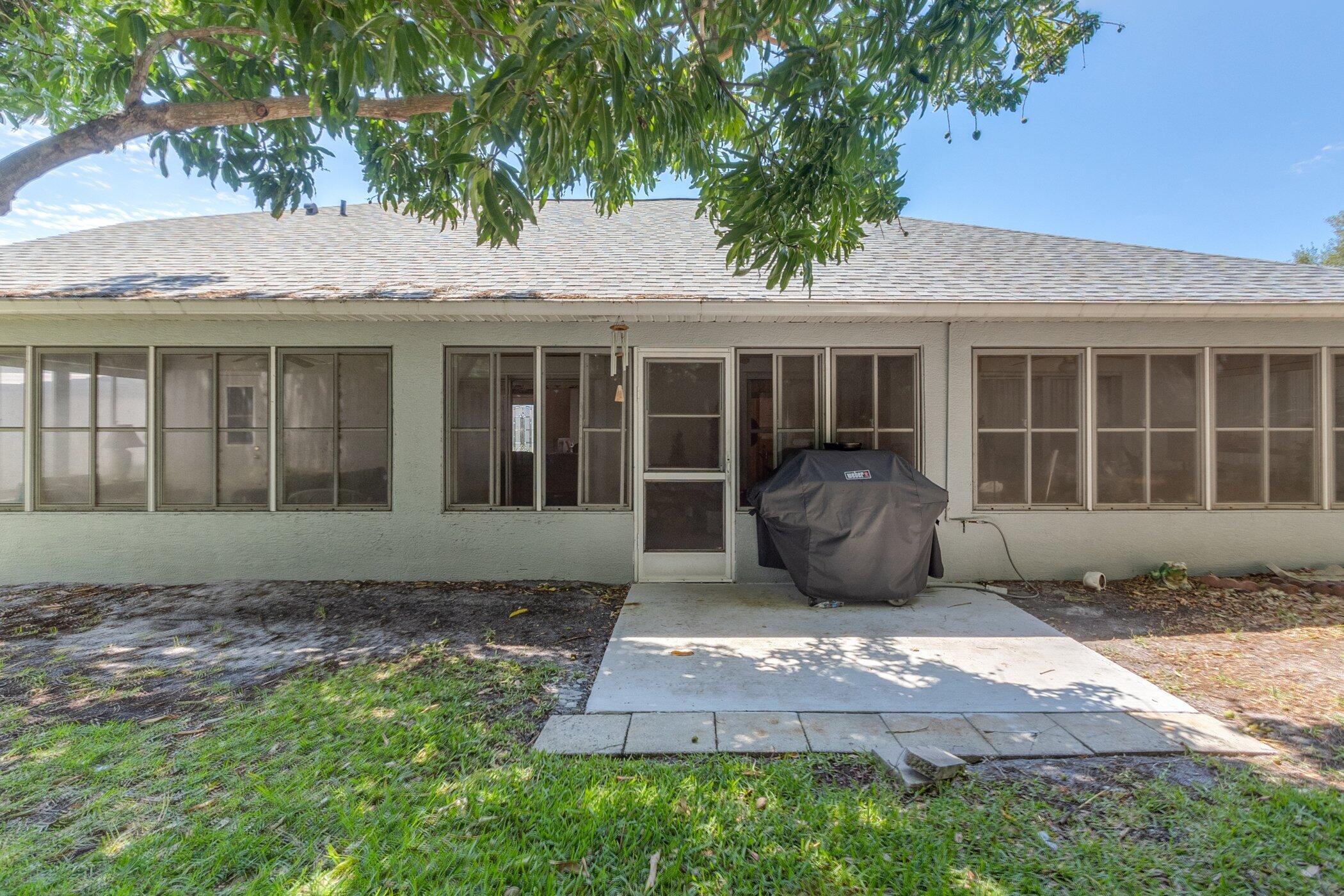 1806 Barrington Circle