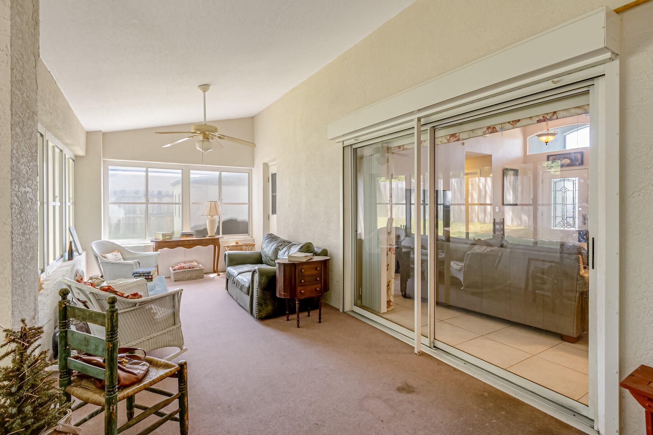 1806 Barrington Circle