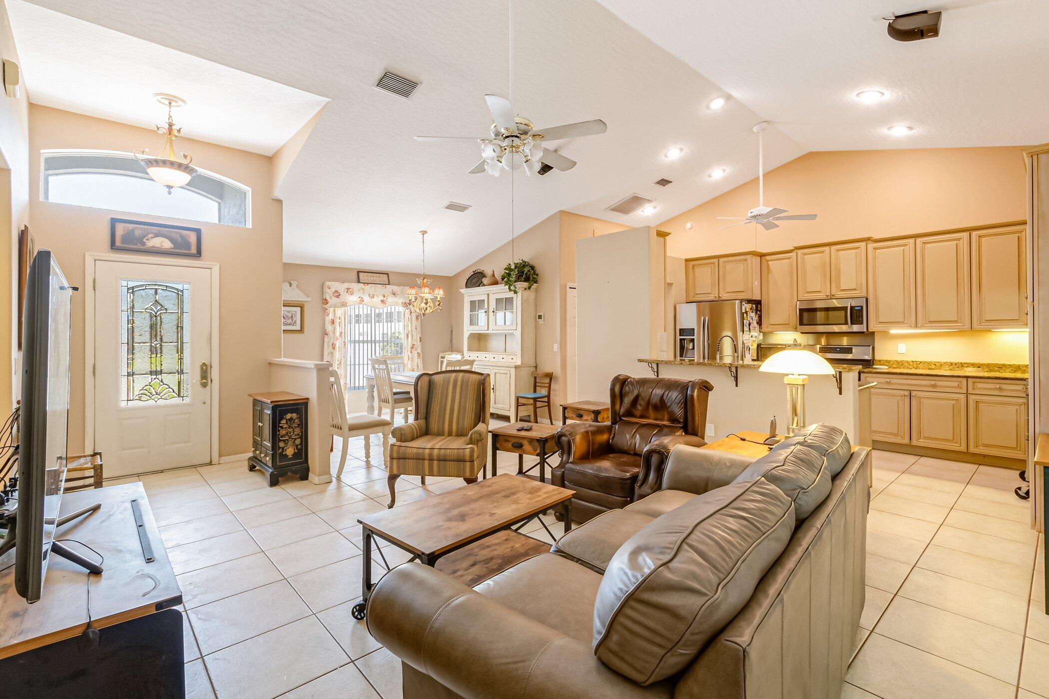 1806 Barrington Circle