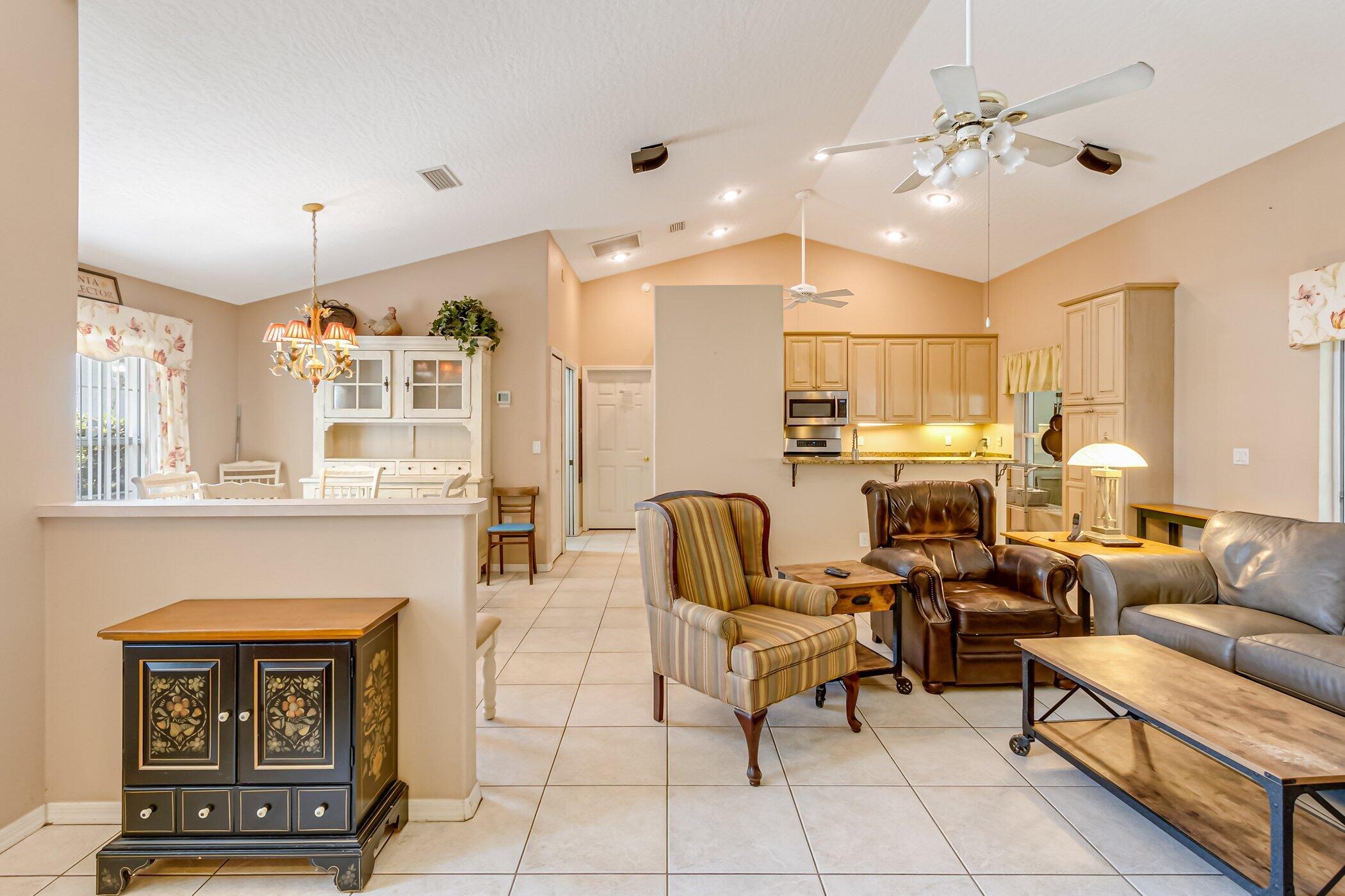 1806 Barrington Circle
