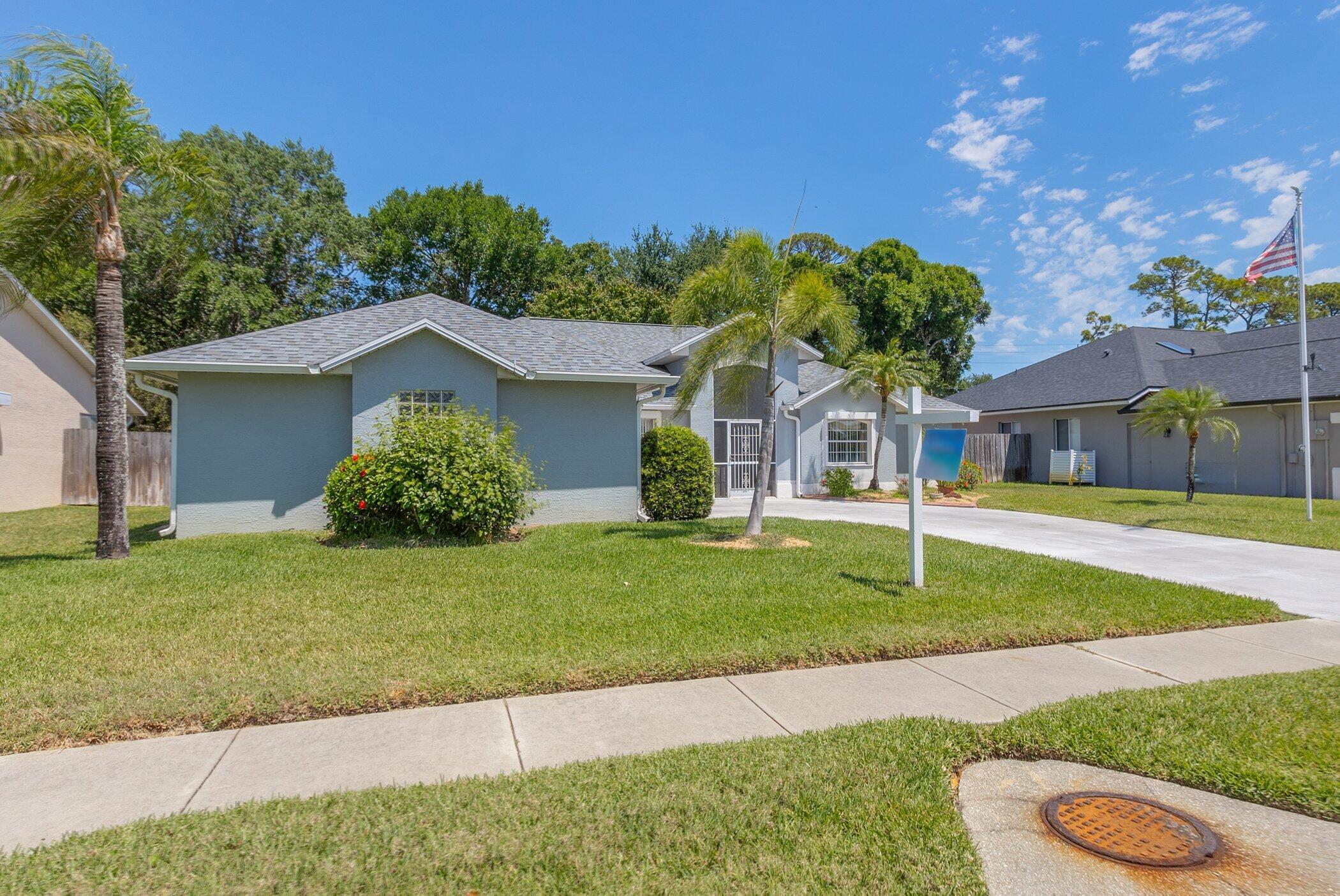 1806 Barrington Circle