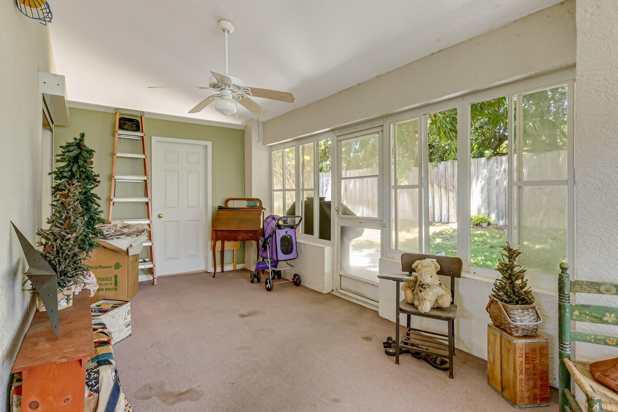 1806 Barrington Circle