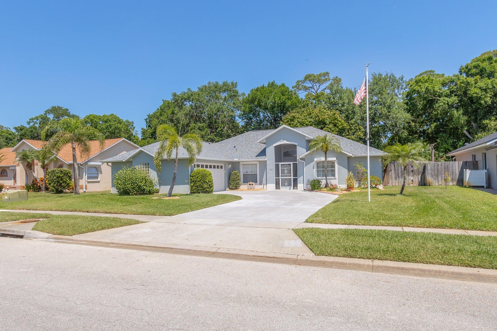 1806 Barrington Circle