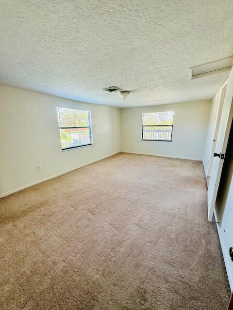 106 Sunrise Ave, B