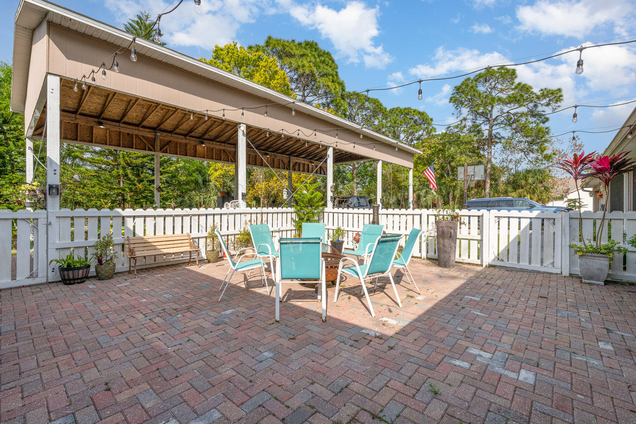 3055 Gentle Breeze Court