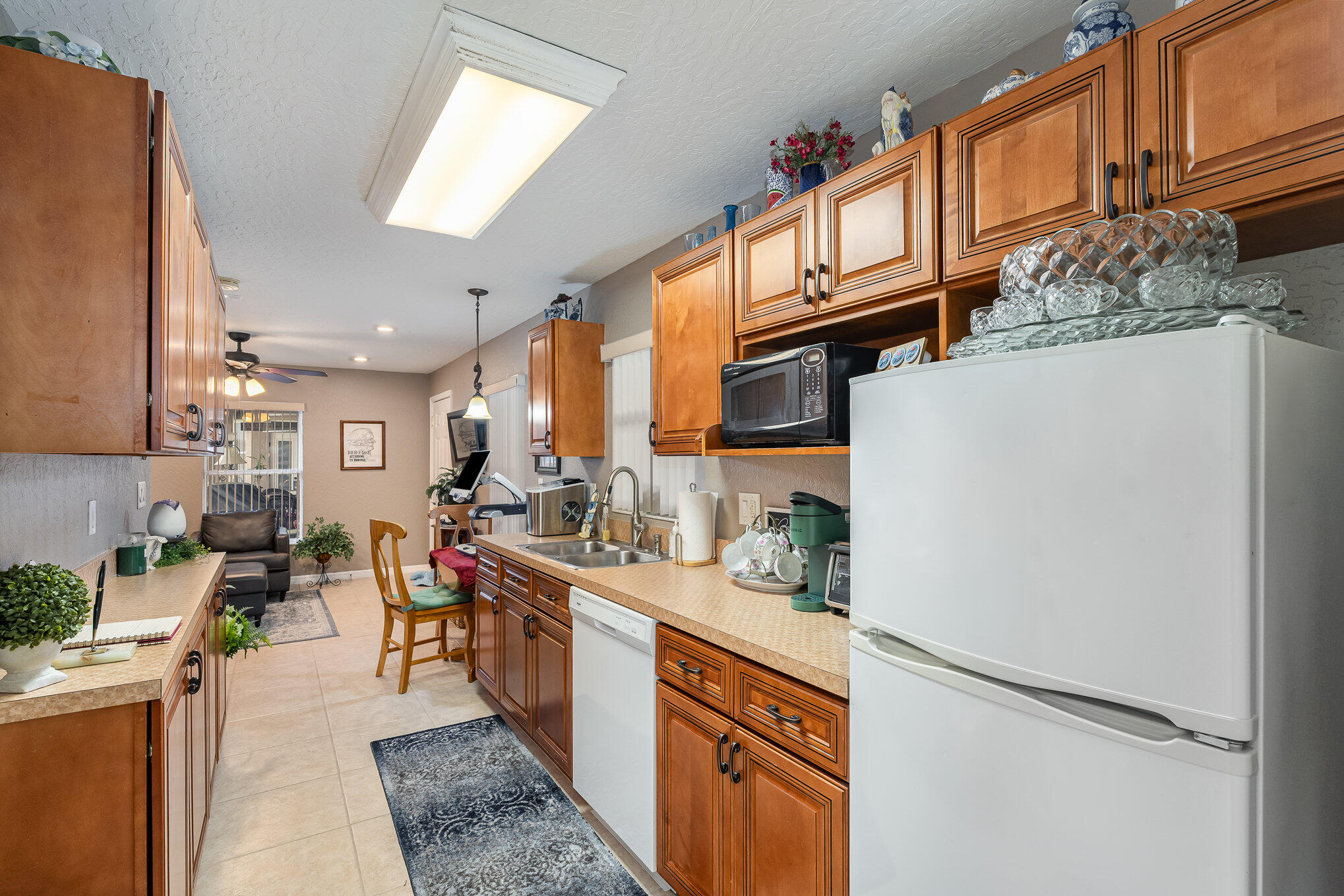 3055 Gentle Breeze Court
