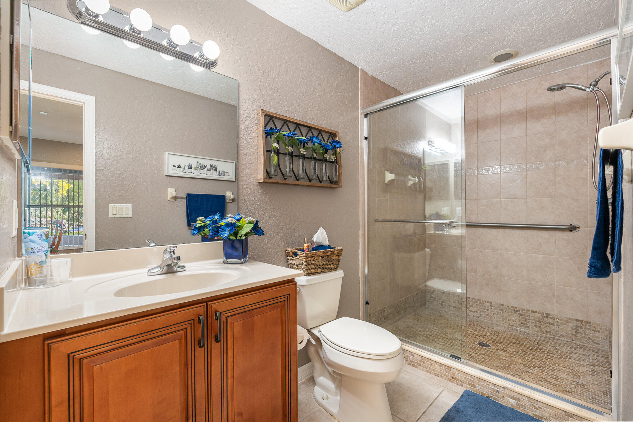 3055 Gentle Breeze Court