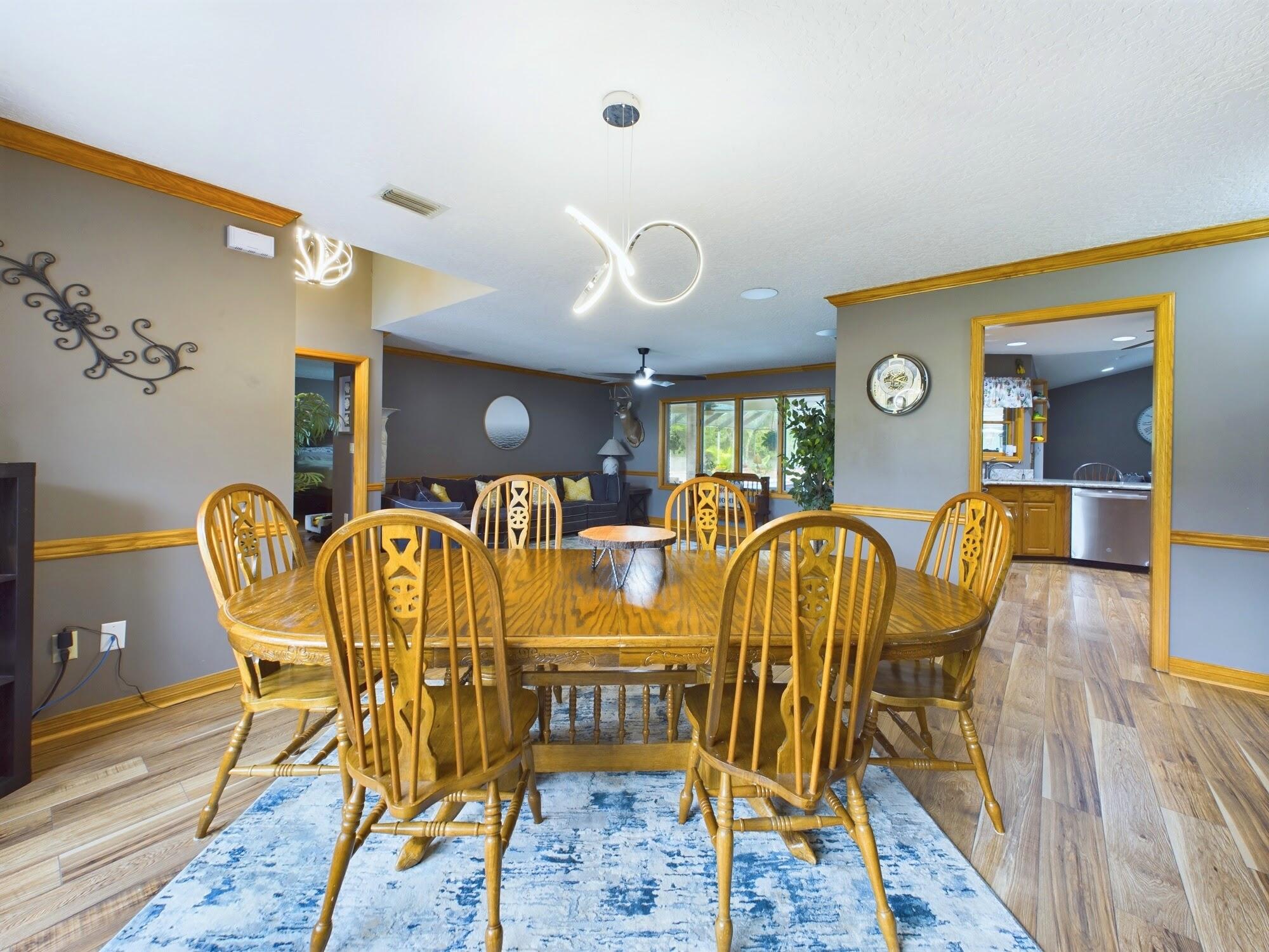 576 Lake Ashley Circle