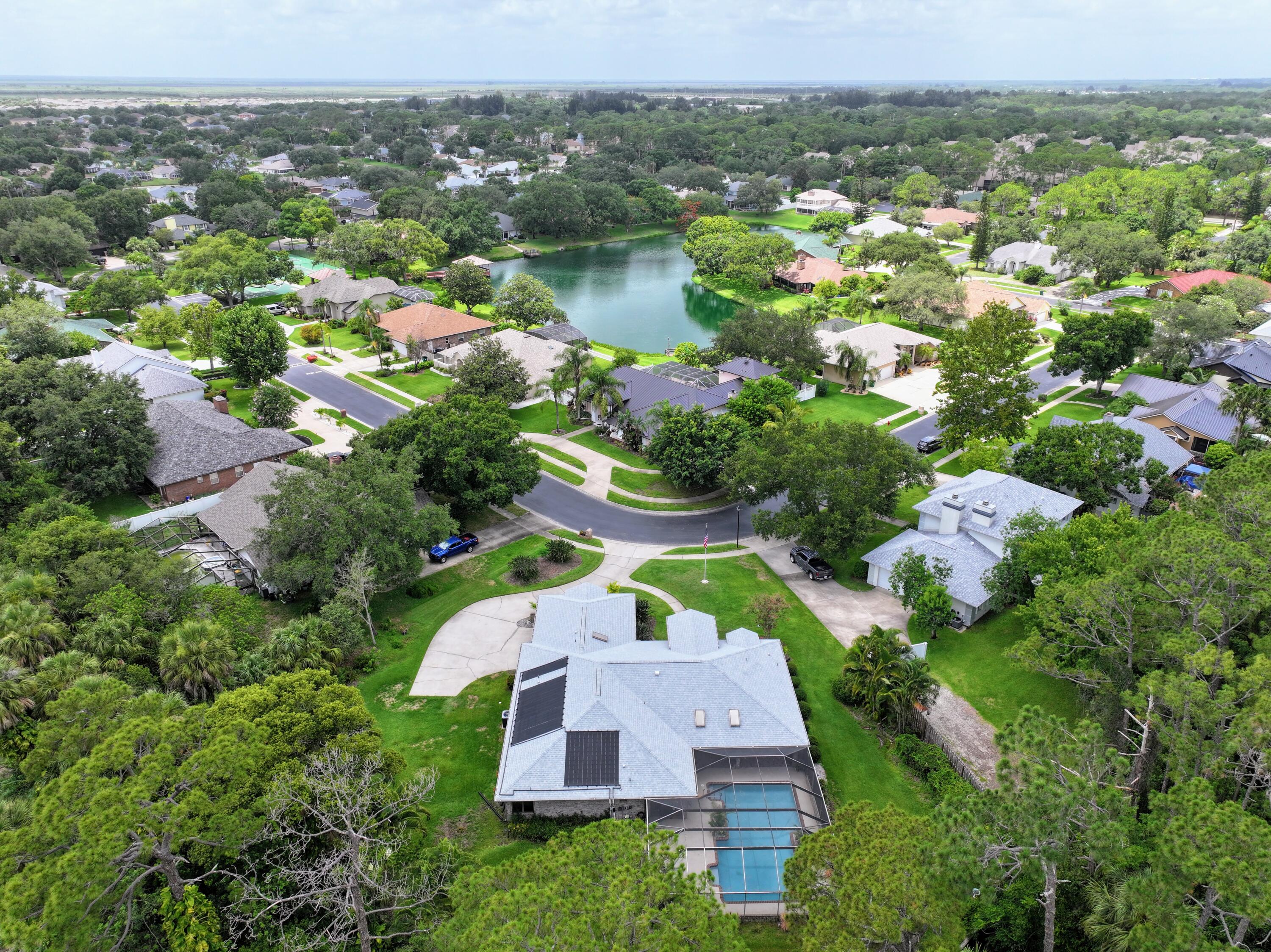 576 Lake Ashley Circle