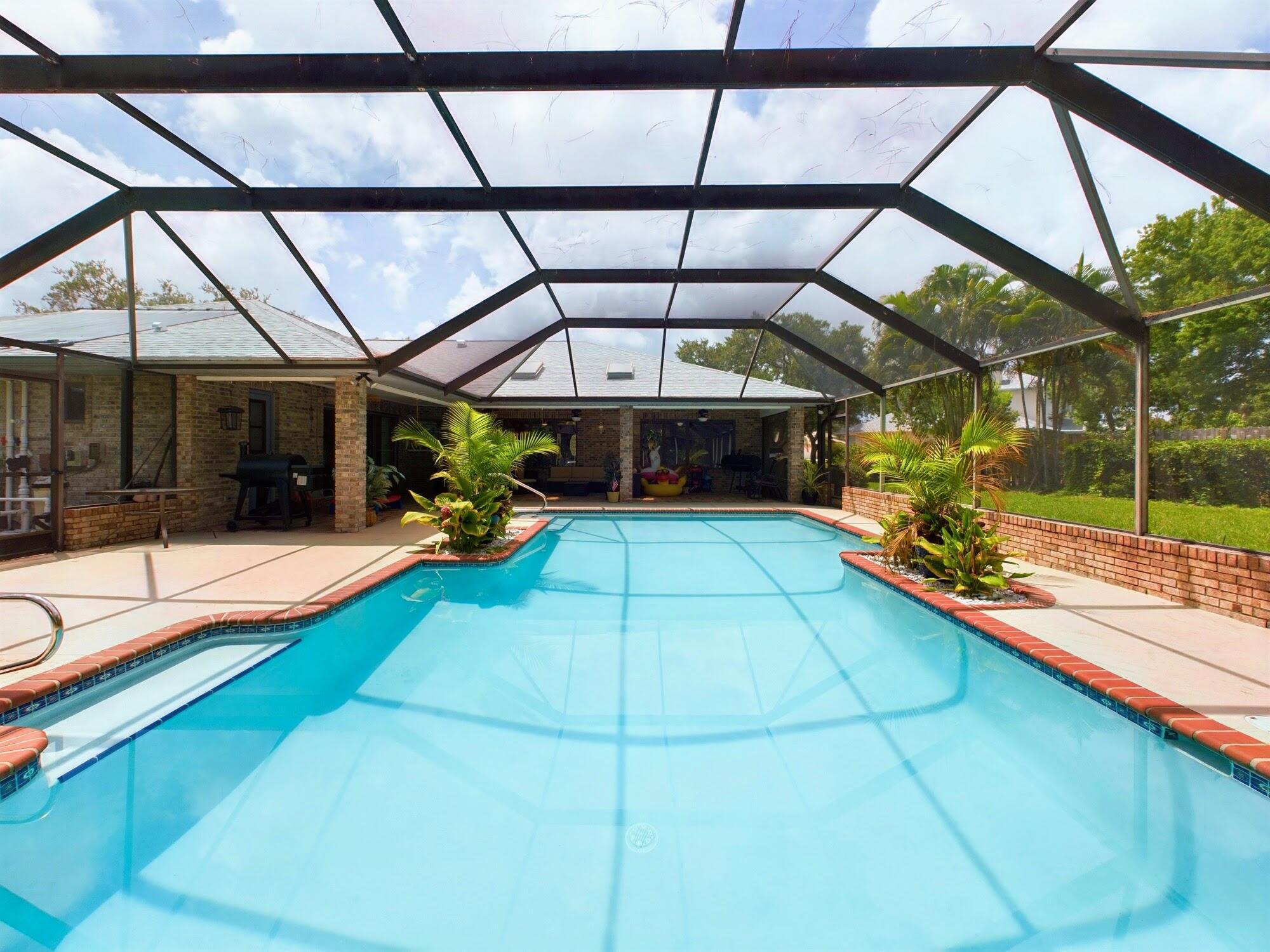576 Lake Ashley Circle
